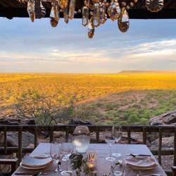 Dinner mit Ausblick - Selbstfahrer Reise Südafrika, Botswana und Namibia 