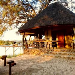 Selfcatering Unterkunft am Okavango Fluss 