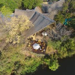 Terrasse der Chobe Safari Lodge 