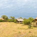 Well spaced tents at Camp Khwai 