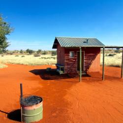 Komfortable Campen in Namibia - Bagatelle Kalahari Lodge