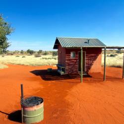 Komfortable Campen in Namibia - Bagatelle Kalahari Lodge