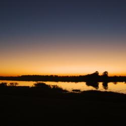 Abendstimmung an der Thamalakane Lodge by Kalahari Calling