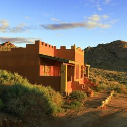 Chalet im Desert Horse Inn