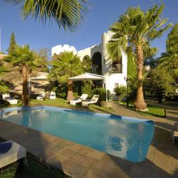 Pool Heinitzburg Windhoek