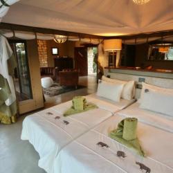 Premium Chalet Etosha Oberland Lodge 