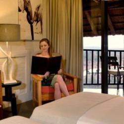 Zimmerbeispiel Victoria Falls Safari Lodge 